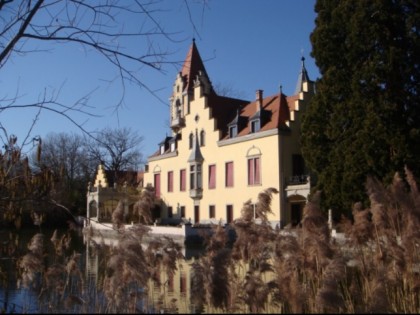 Photo: Schloss Seeheim